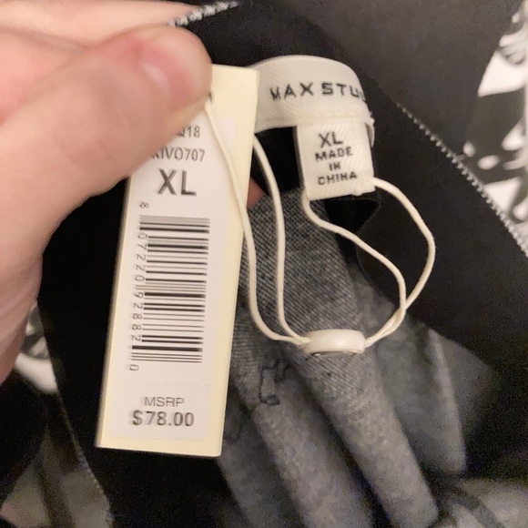 Pleated Houndstooth Stretch Mini Skirt w Pockets - Picture 3 of 4